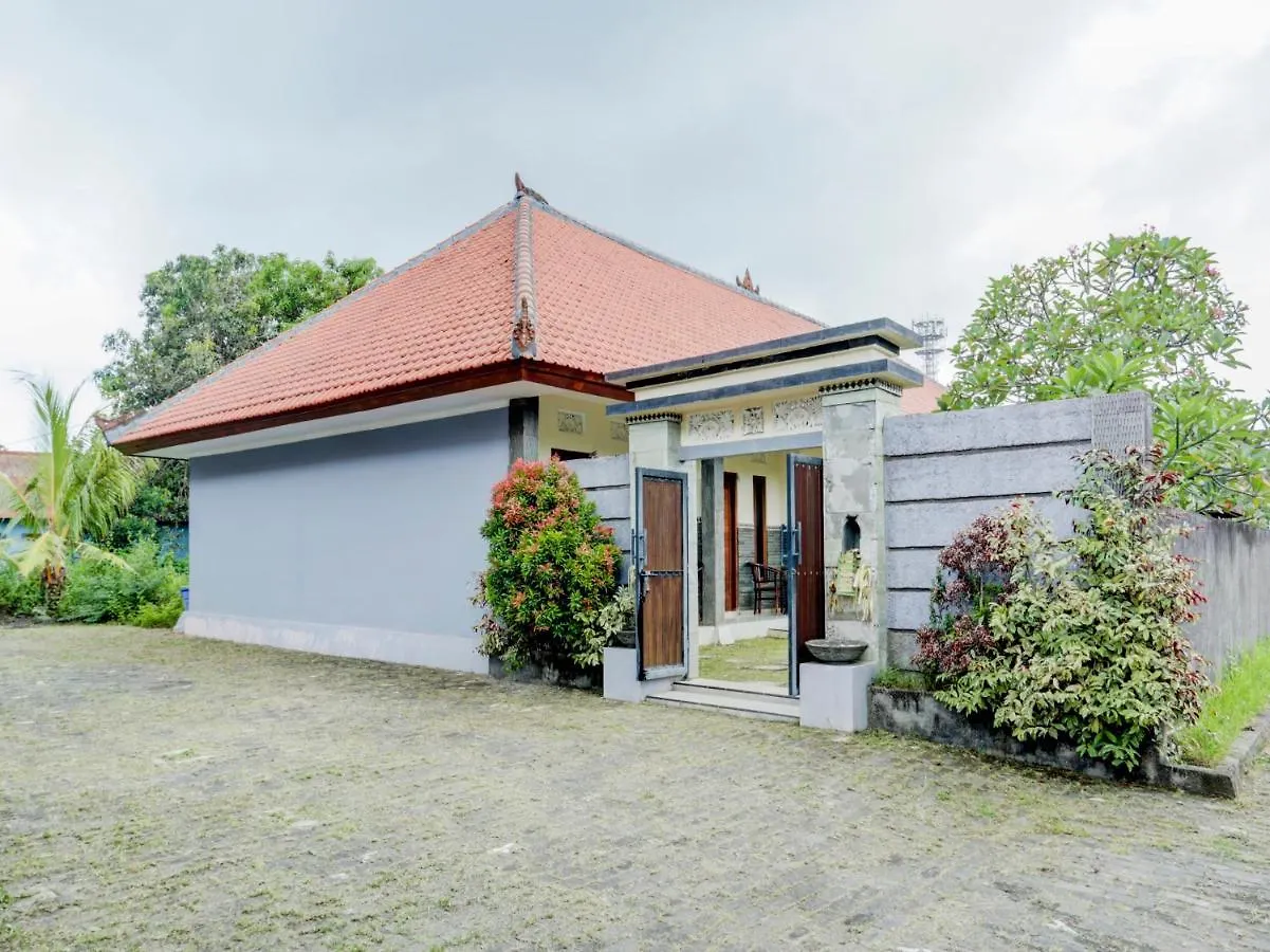 Отель Oyo 90711 Blembong Homestay Джимбаран