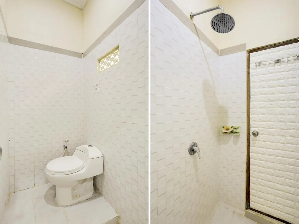 ** Отель Oyo 90711 Blembong Homestay Джимбаран Индонезия